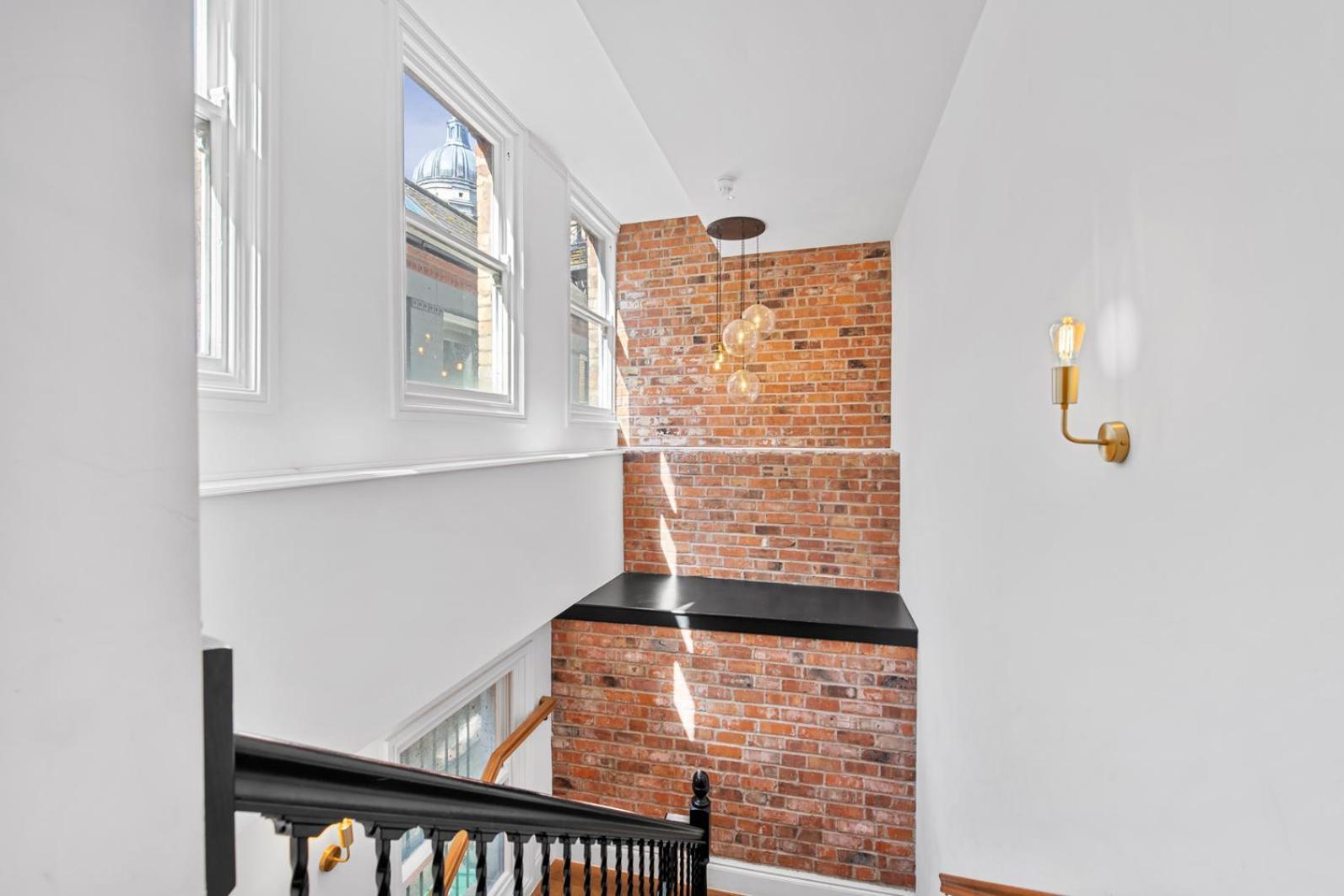 Ng1 Lofts Apartment